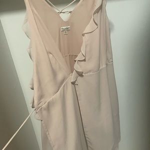 Flowy light pink tone dress